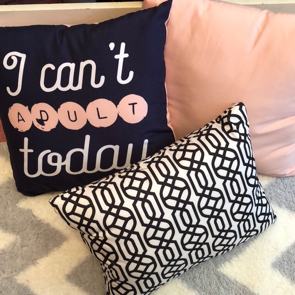 Other - DECORATIVE PILLOWS 💕